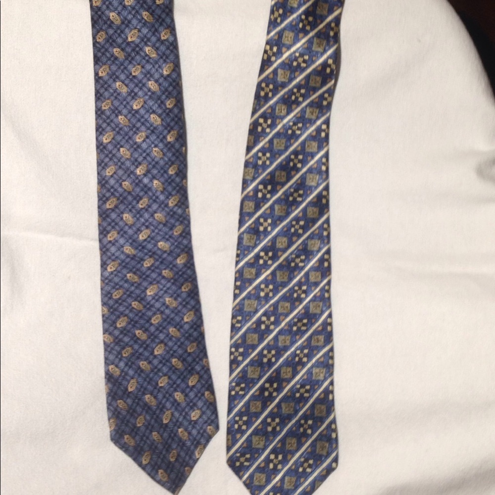 2 Geoffrey Beene Neck Ties